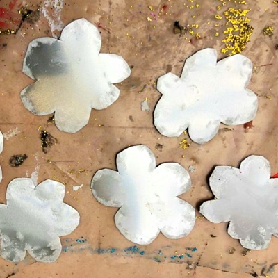 Make A Flower Wearable Art Workshop with Andrew Logan